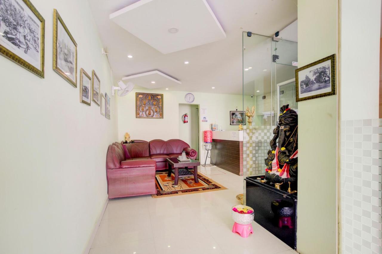 Oyo Flagship Amutha Residency Hotel เชนไน ภายนอก รูปภาพ