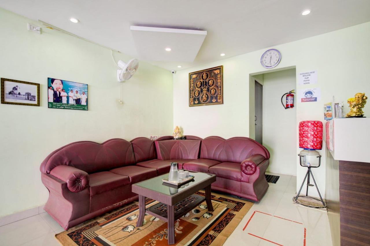Oyo Flagship Amutha Residency Hotel เชนไน ภายนอก รูปภาพ