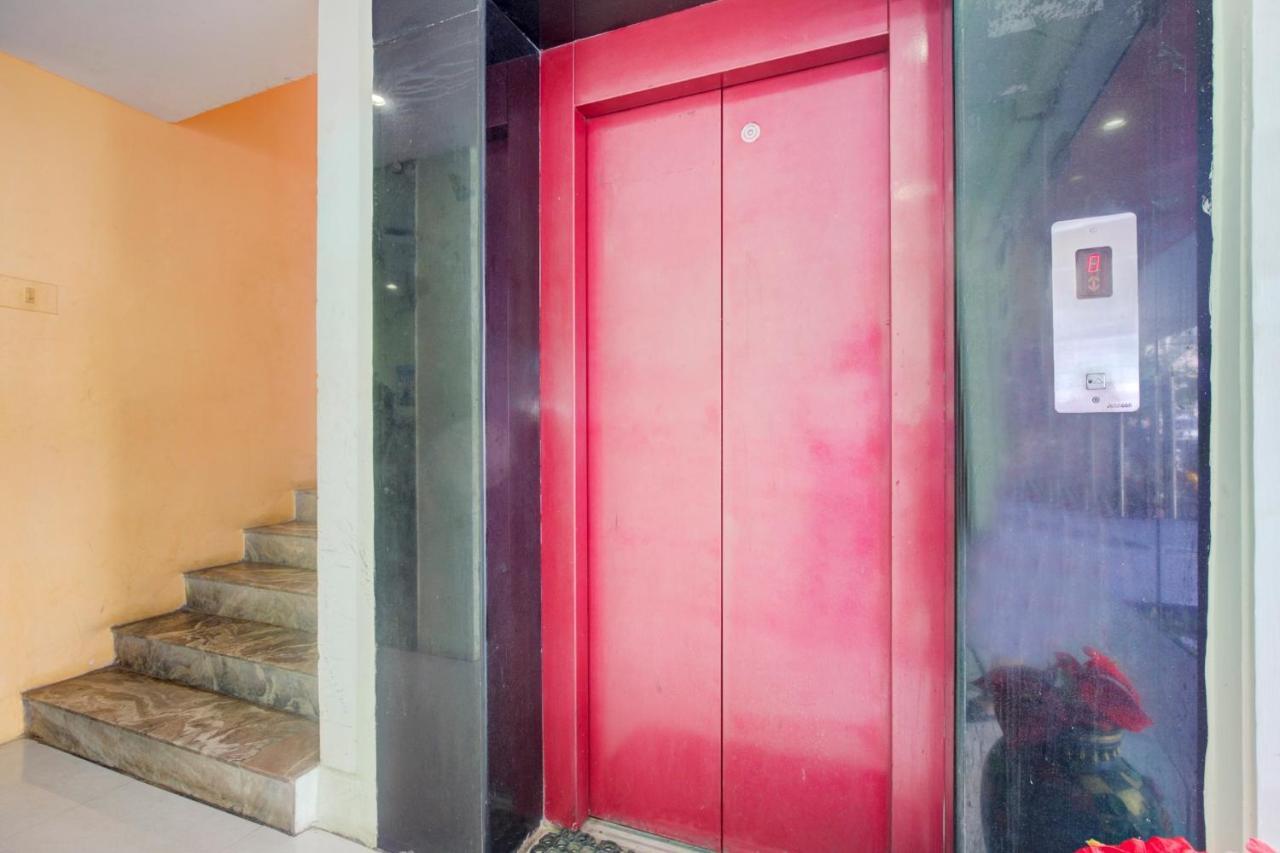 Oyo Flagship Amutha Residency Hotel เชนไน ภายนอก รูปภาพ