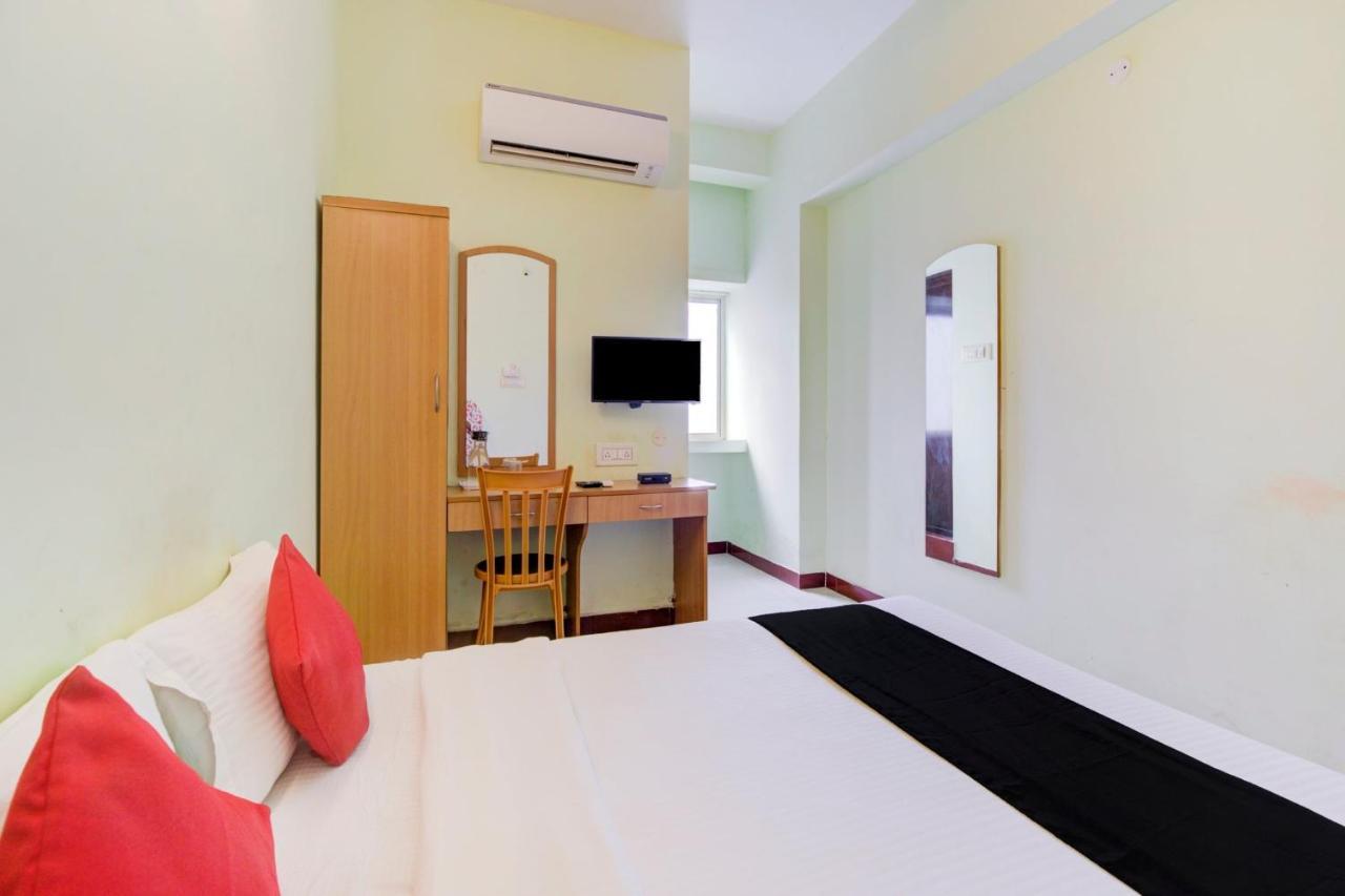 Oyo Flagship Amutha Residency Hotel เชนไน ภายนอก รูปภาพ