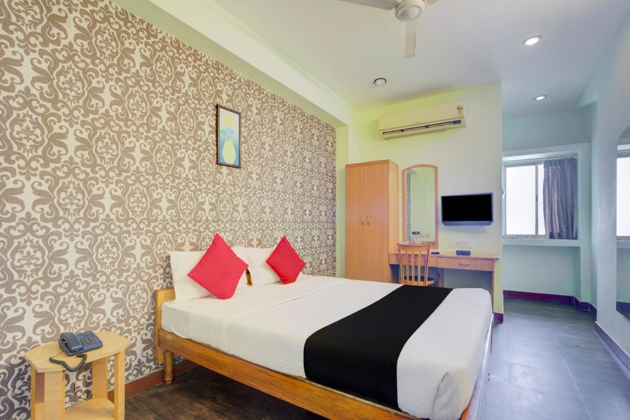 Oyo Flagship Amutha Residency Hotel เชนไน ภายนอก รูปภาพ