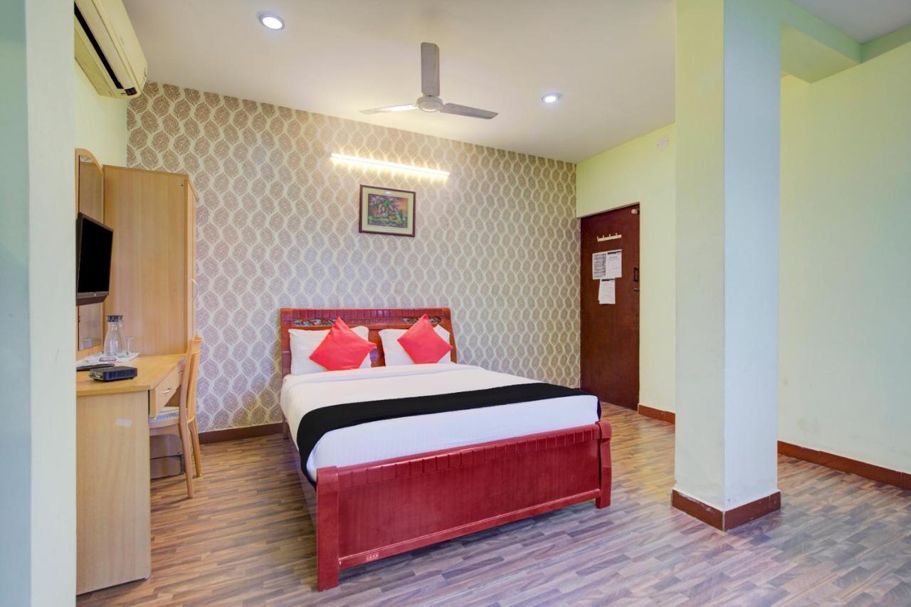 Oyo Flagship Amutha Residency Hotel เชนไน ภายนอก รูปภาพ