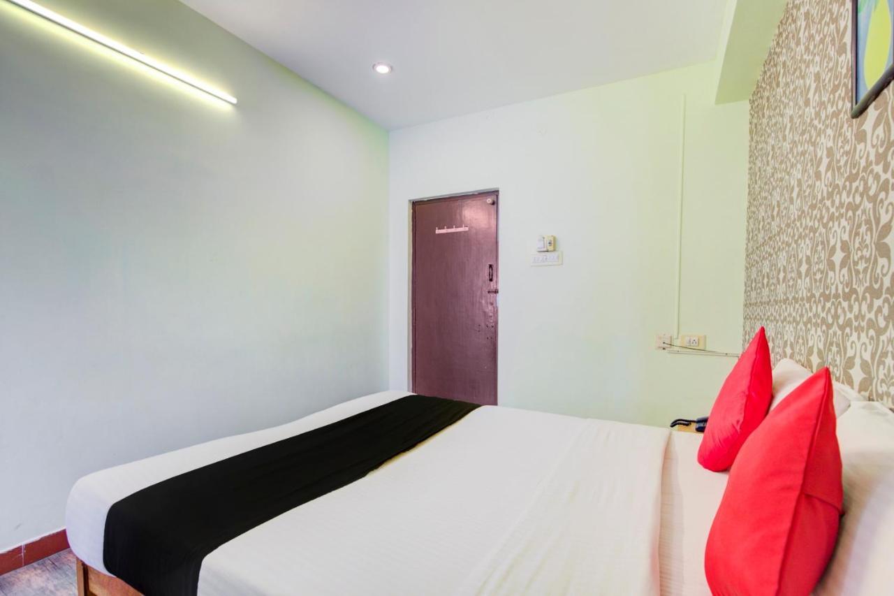 Oyo Flagship Amutha Residency Hotel เชนไน ภายนอก รูปภาพ